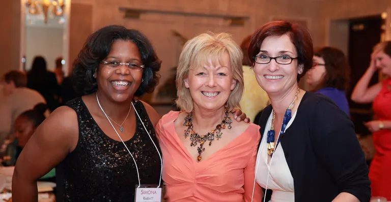 about-us-jobs-at-dfs-2-resized about-us-jobs-at-dfs-2-resized